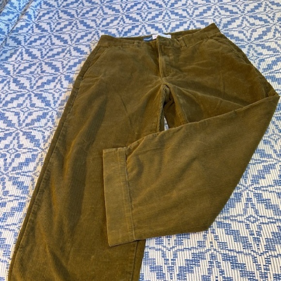 Old Navy Wide Leg Corduroy dropped pants (12 Petite) - Picture 1 of 4